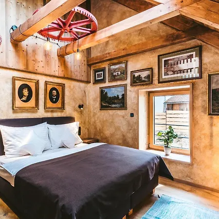 Aparthotel&wellness Knížecí Cesta 4* Horní Planá