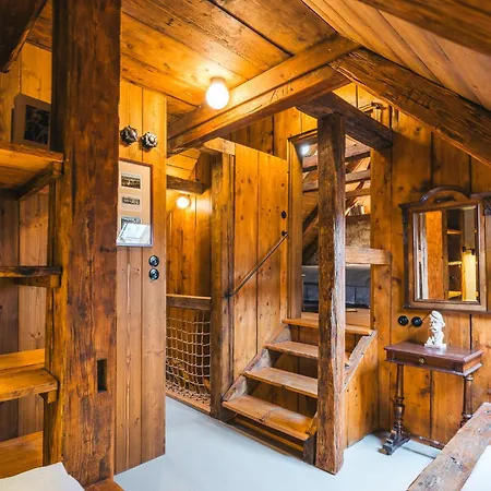 & Wellness Knizeci Cesta アパートホテル Horní Planá