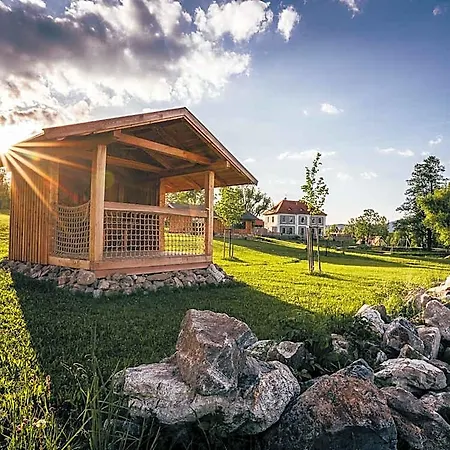 Aparthotel&wellness Knížecí Cesta Apartahotel Horní Planá
